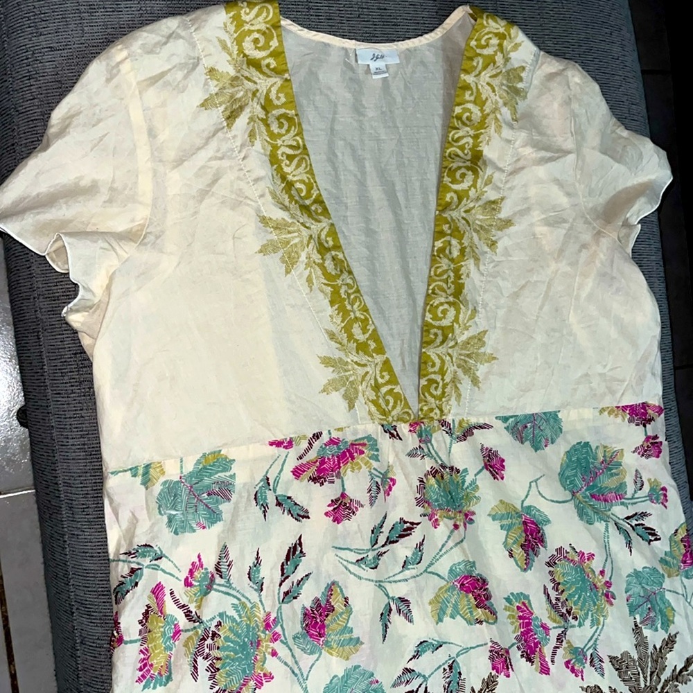 J. Jill Embroidered Short Sleeve Blouse - Picture 2 of 5